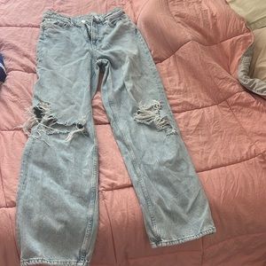 straight leg light wash jeans